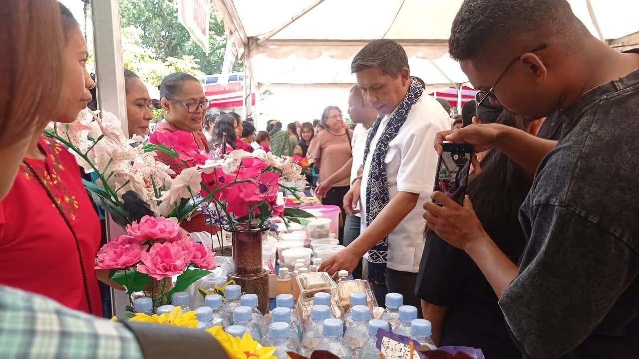 Buka Kegiatan Expo Olahan Pangan Dan Kerajinan Lokal UMKM Jemaat GPM Rumahtiga, Ini Yang Di Sampaikan Wattimena,