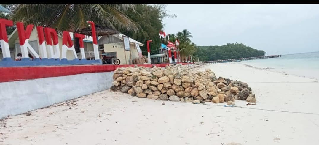 Ohoi Watkidat Berkesempatan Mendapatkan satu unit Tambatan Perahu.