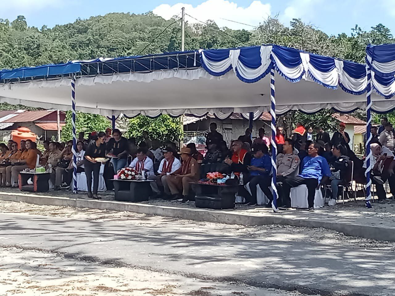 Wattimena Dalam Acara Adat Sasi Hasil Laut Negeri Rutong 