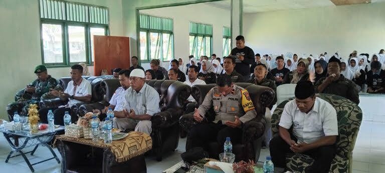 Bawaslu Kabupaten SBB Laksanakan Sosialisasi Politik di Huamual.