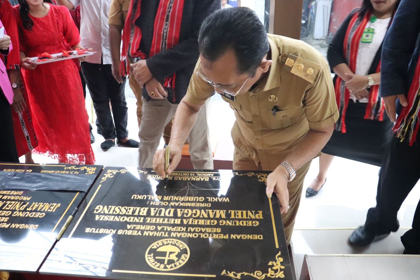 Wagub Orno Resmikan GBI Jemaat Pniel Mangga Dua Berkahn.