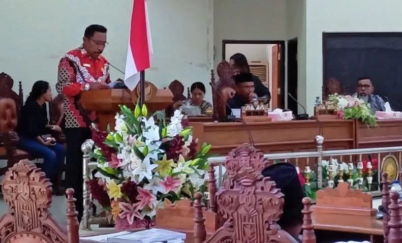 Ini Penjelasan Pj Bupati Malra Terhadap Ranperda Pembentukan Ohoi Ohoijang Dan Watdek