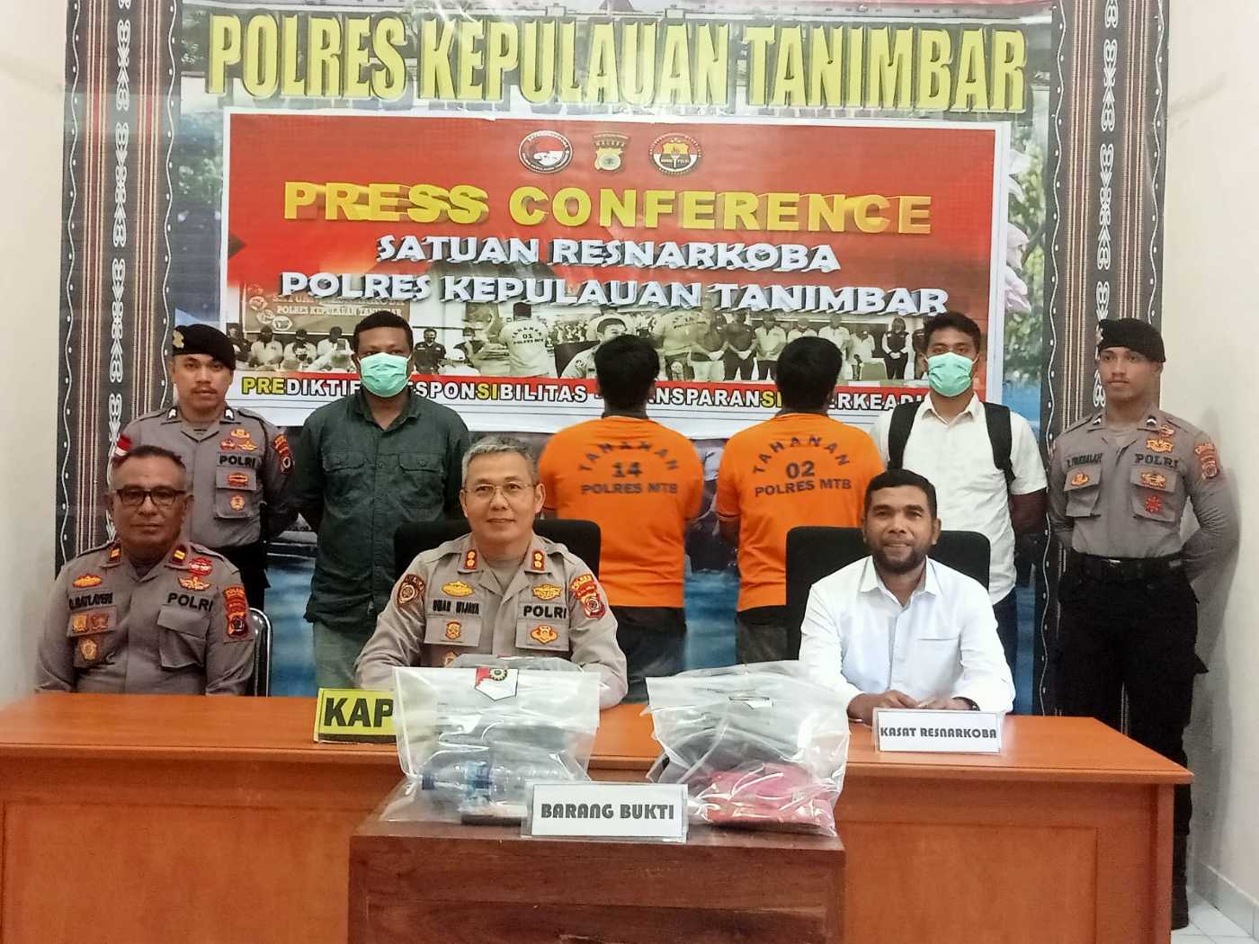 Sembunyikan Narkoba di Sepatu, Polres KKT Tangkap 2 Tersangka 