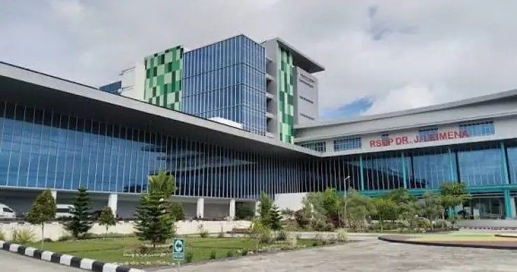 Anggota Komisi IV DPRD Maluku Lucky Wattimury Sesalkan Lambannya Penanganan Pasien Oleh Pihak RSUP Leimena