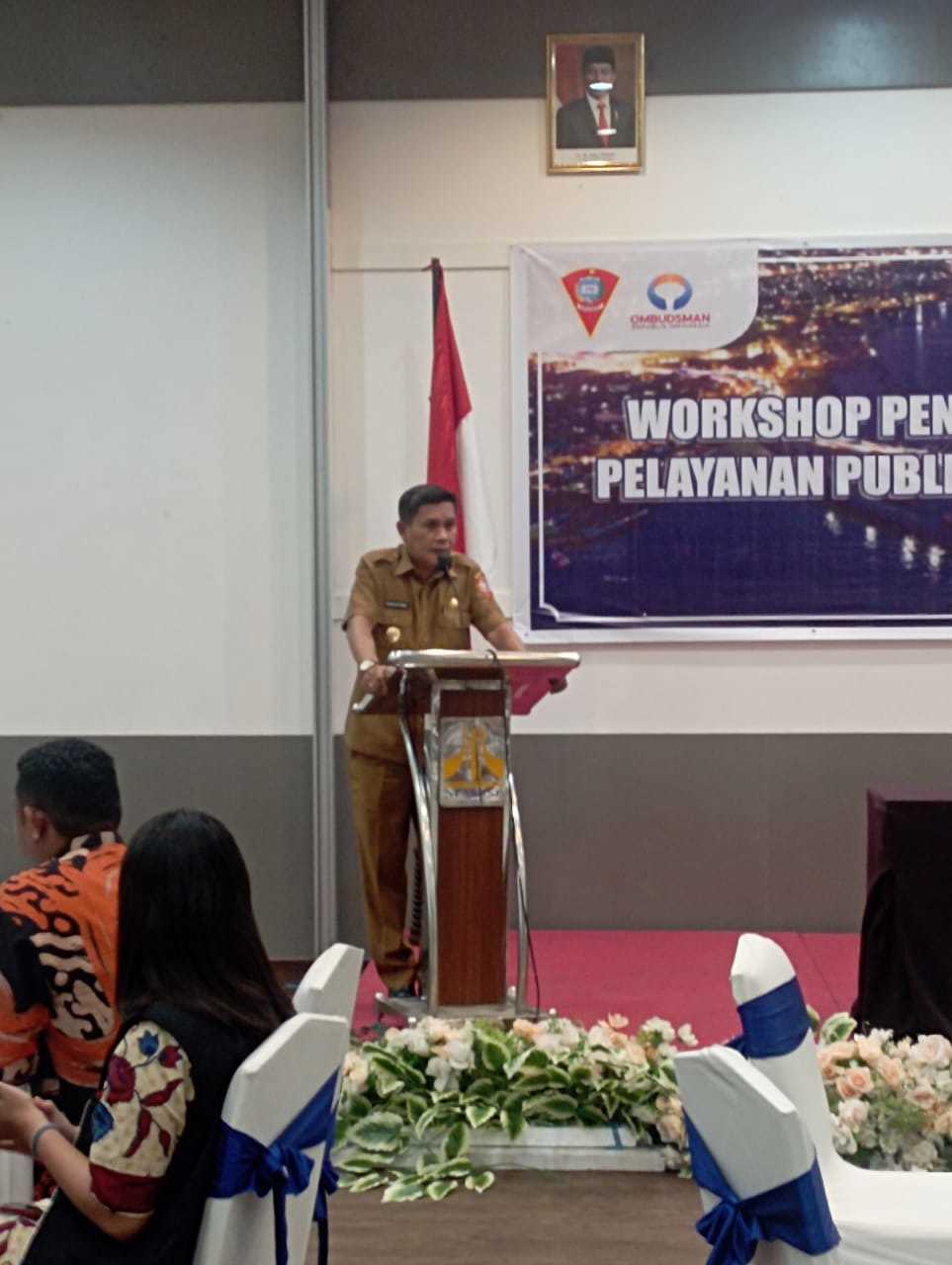 Pemerintah Perlu Melakukan Tiga Fungsi Utama, Penyelenggara Pemerintahan, Pelayanan Publik Dan Pembinaan Kemasyarakatan