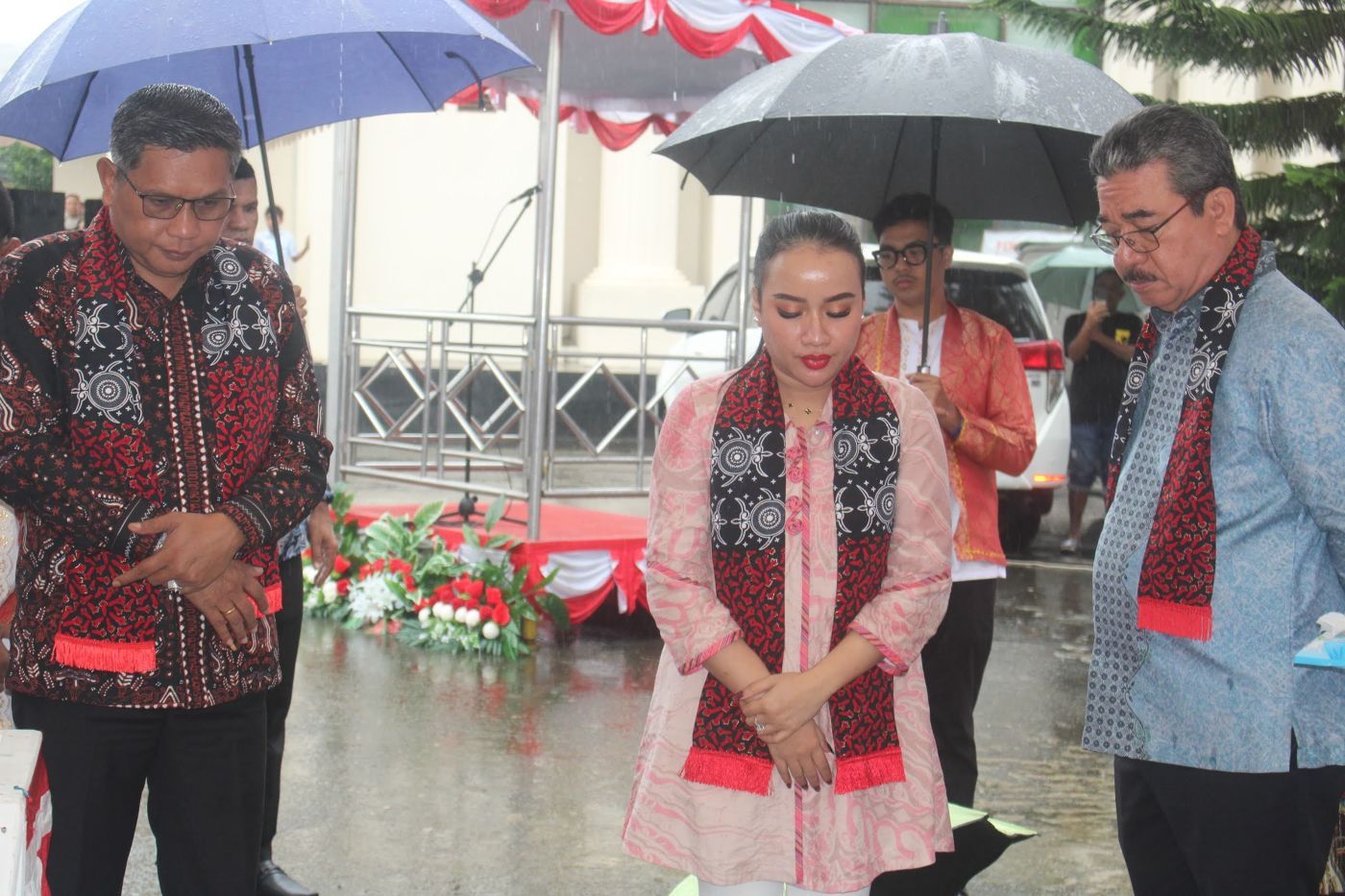 Lewerissa Harap Umat Paroki  Santa Maria Bintang Laut Jadi Contoh Yang Baik