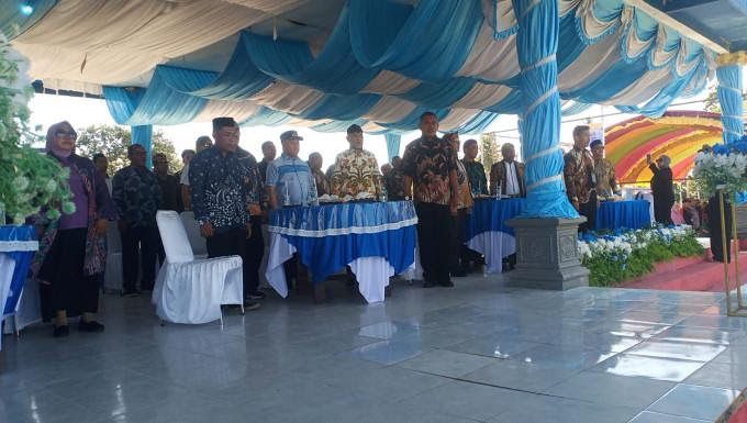 UCAPAN TERIMAKASIH Pj BUPATI BURU KEPADA MASYARAKAT JAWA YANG ADA DI BURU