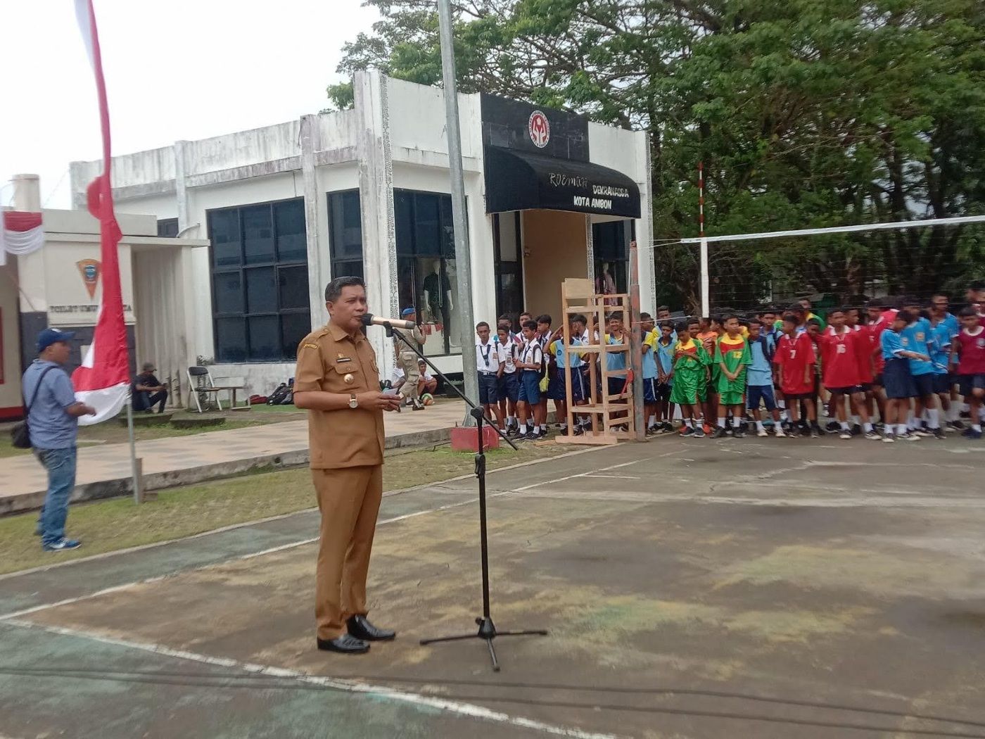 Menyambut HUT Kota Ambon Dispora Gelar Pertandingan Voli Ball Tingkat Pelajar SMP