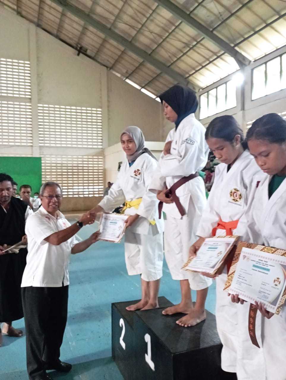 Latuheru Tutup Kejuaraan Kempo Kota Ambon.