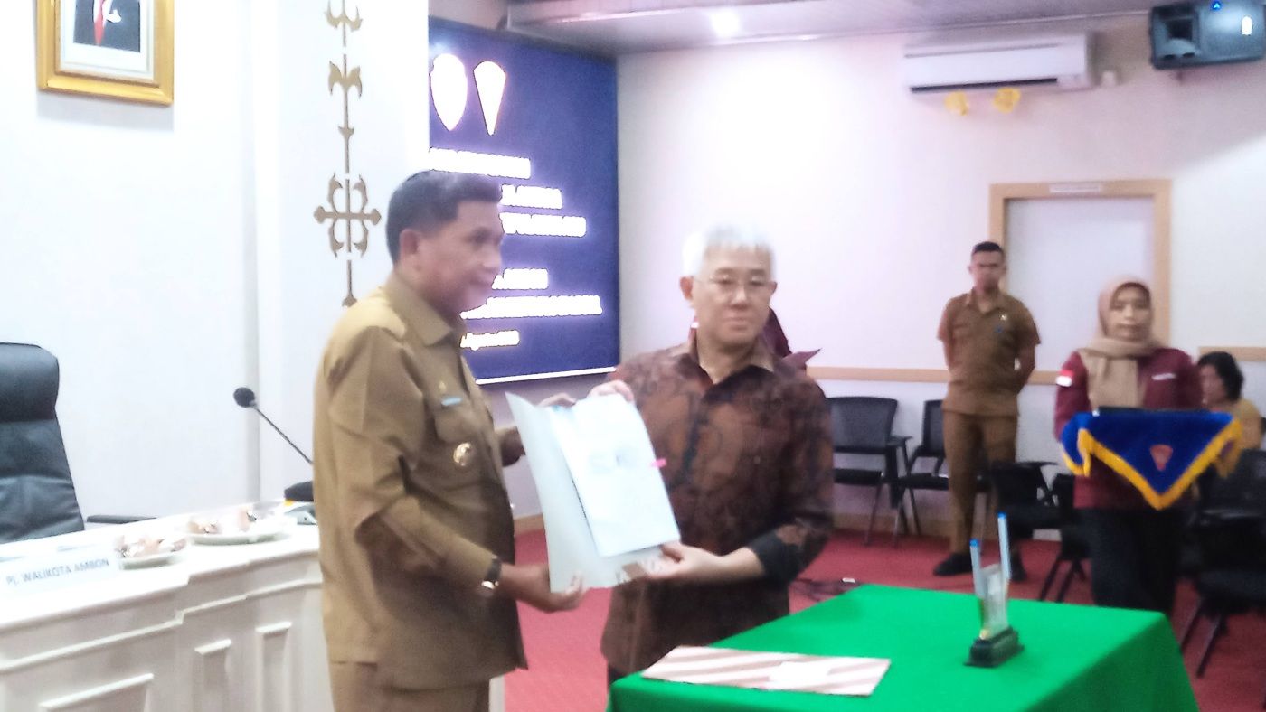 Penandatangan Kesepakatan Bersama Pemerintah Kabupaten Kepulauan Aru Dan Perintah Kota Ambon Tentang Penyegaran Metrologi Legal 