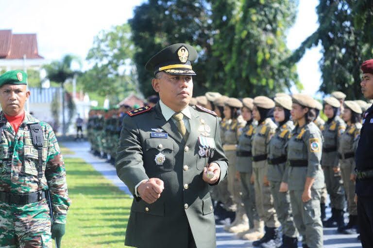 Pj Bupati Halteng Hadiri Upacara Dirgahayu ke 78 TNI Potong Tumpeng, Dandim 1512/Weda Jadi Irup,