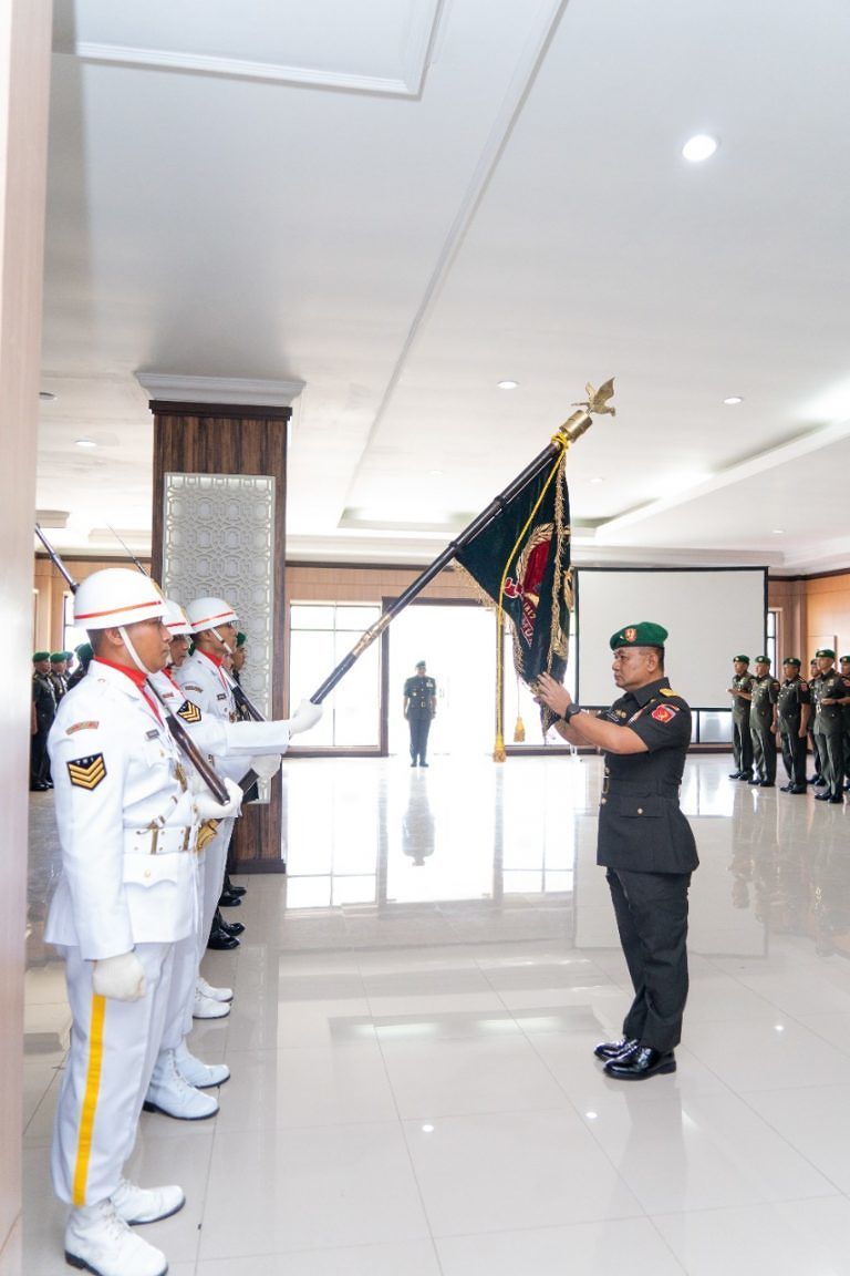 Brigjen TNI Dadang Rukhiyana Resmi Jabat Irdam Pattimura