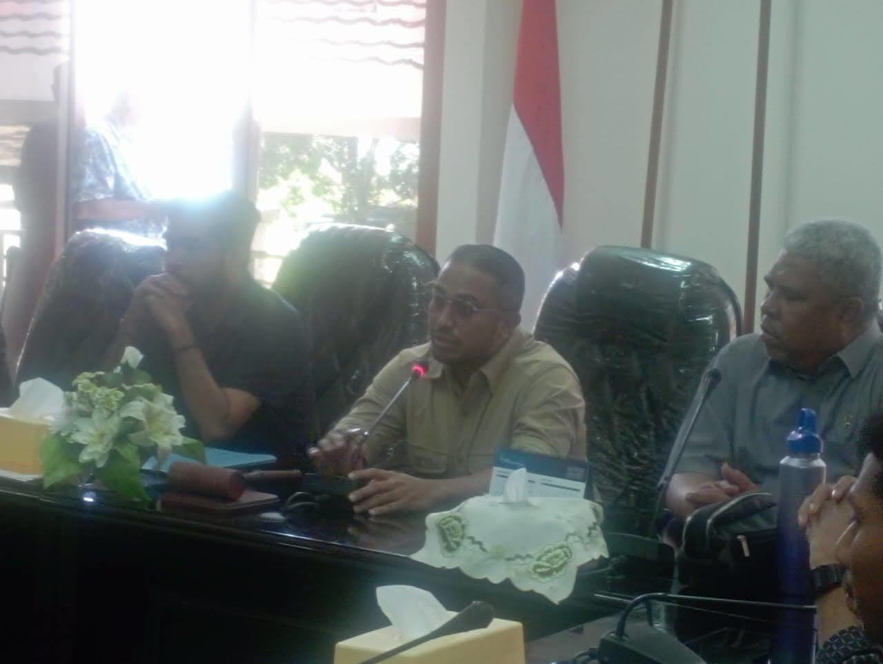 Tongkang PT Batu Tua Patah Buat Limbah Beracun Merusak Laut Pulau Wetar