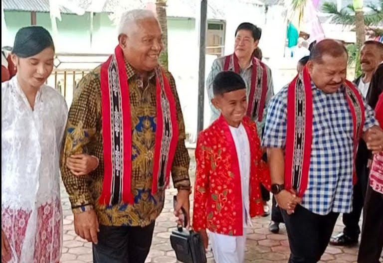 JAR Dan Karel Mengikuti Ibadah Minggu di Alang 