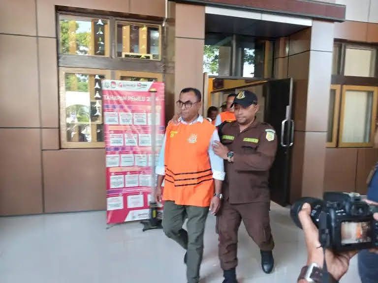 5 Komisioner KPU Aru, Tersangka Kasus Dana Hibah Pilkada Akhirnya Ditahan Di Ambon