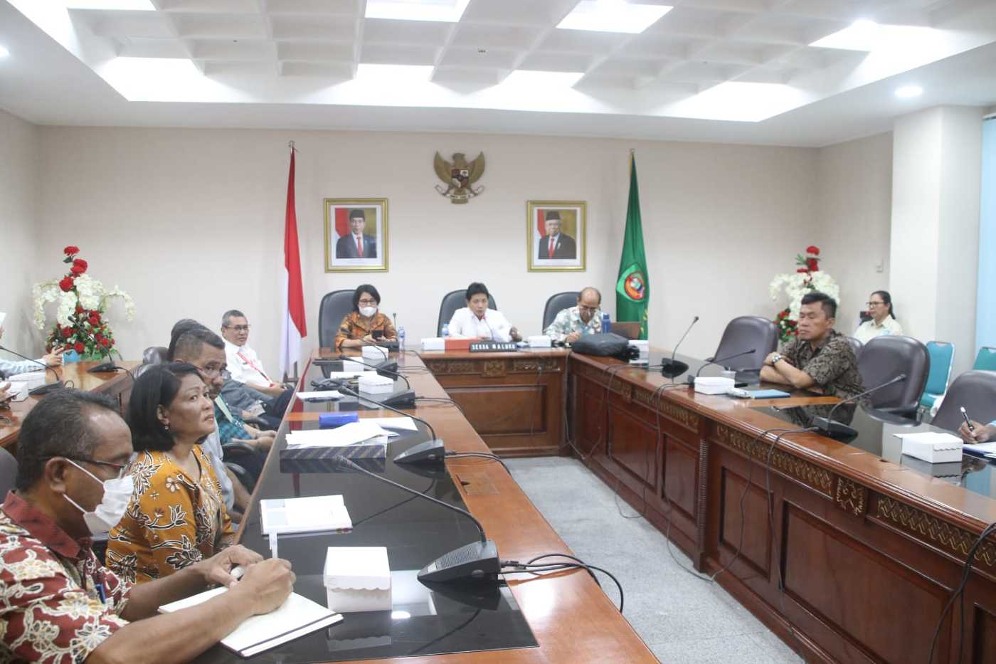 Sekda Sadali Yaitu Buka Focus Group Discussion Diseminasi Hasil Penelitian Hak Tenurial di Tambang Gunung Botak