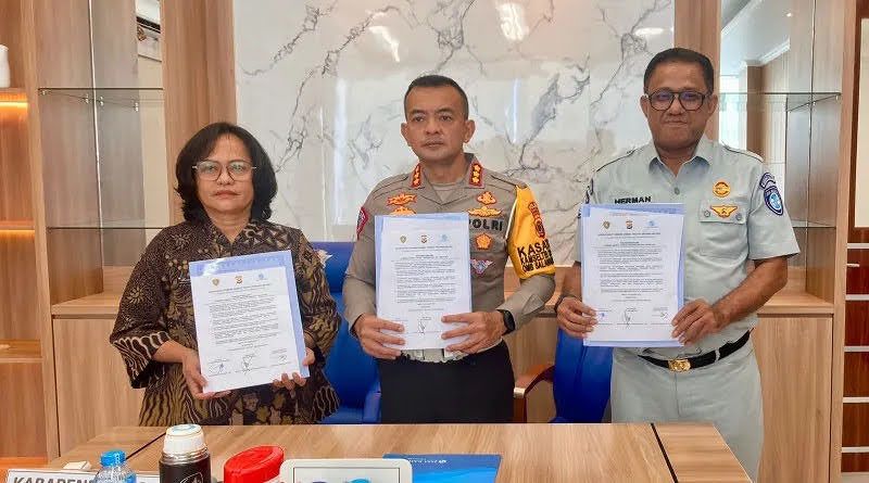 Tim Pembina Samsat Tingkat Provinsi Maluku Melakukan Rakor Sekaligus Menandatangani Komitmen Program Kerja Bersama