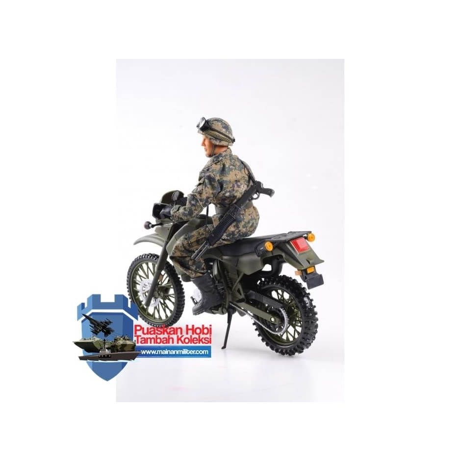 Boneka Militer Tentara Bermotor Kawasaki KLR 650 Skala 1:6