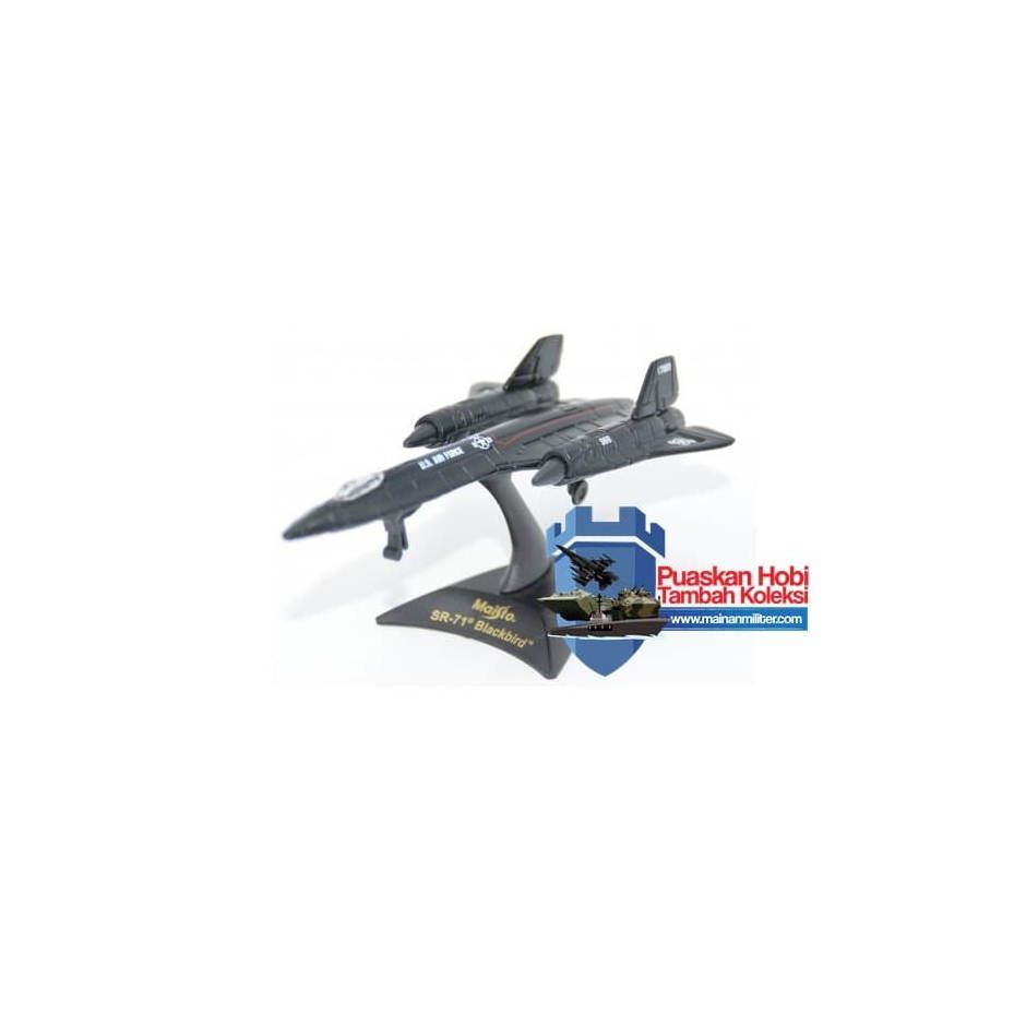 Miniatur Pesawat Militer Pengintai SR-71 Blackbird