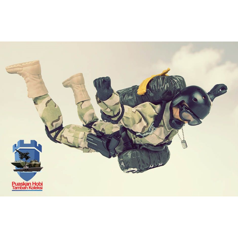 Boneka Tentara Action Figure Airborne Trooper (HALO)