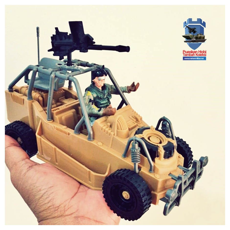 Mainan Kendaraan Tentara dan Tentara Plastik Set