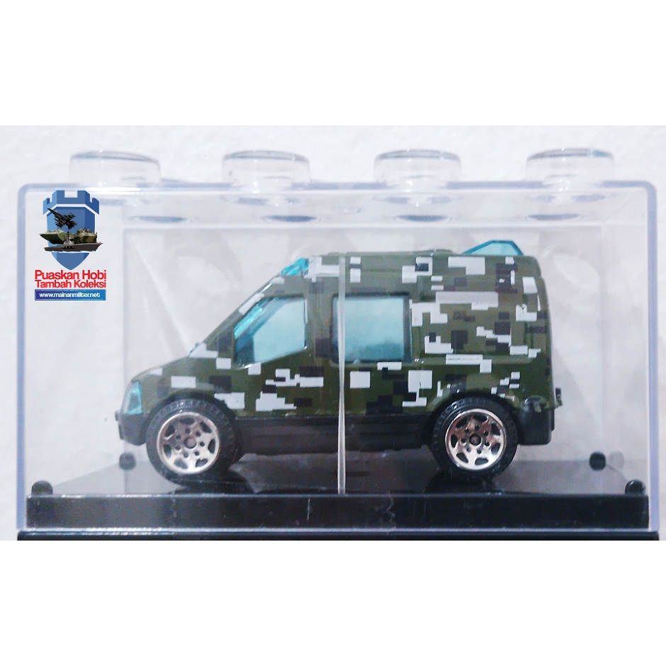 Miniatur Mobil Van Militer