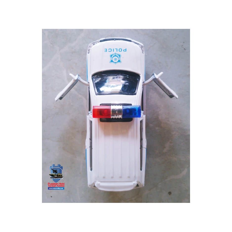 Miniatur Mobil Polisi Putih