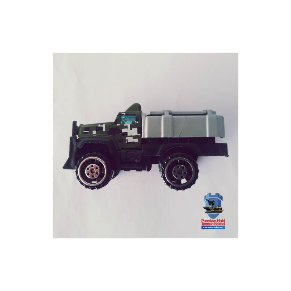 Miniatur Kendaraan Logistik Militer
