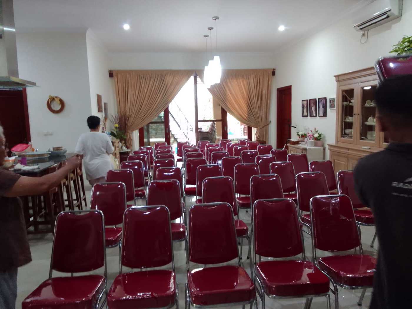Sewa Kursi Cilandak Barat Jakarta Selatan Call 081298259626/081283969978