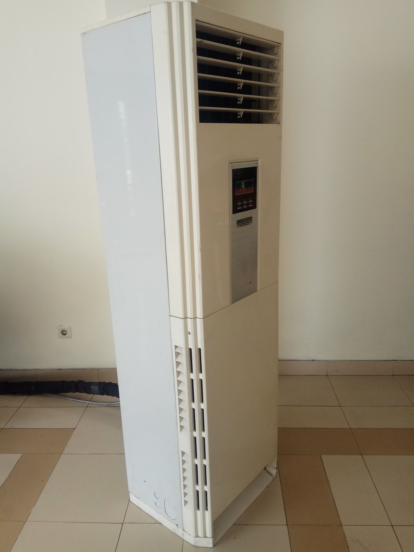 Sewa AC Standing 5 Pk di Pondok Pinang Jakarta Selatan Tlp 081298259626