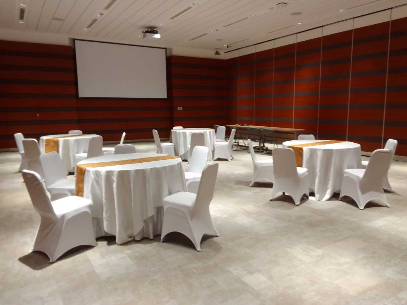 Sewa Kursi di Kebayoran Baru Jakarta Selatan 081298259626