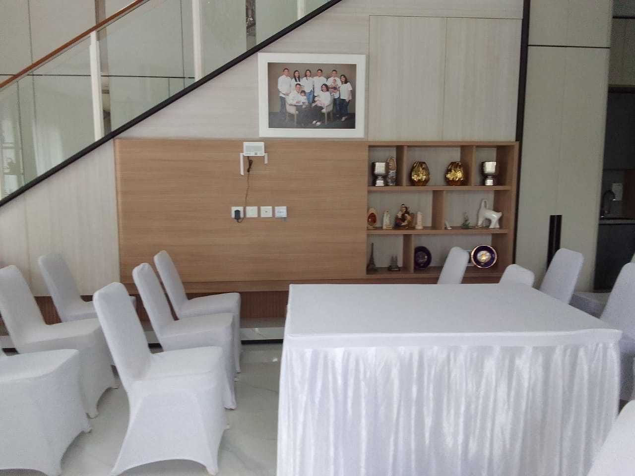 Sewa Kursi Gading Serpong  Tangerang Selatan Telepon 081298259626