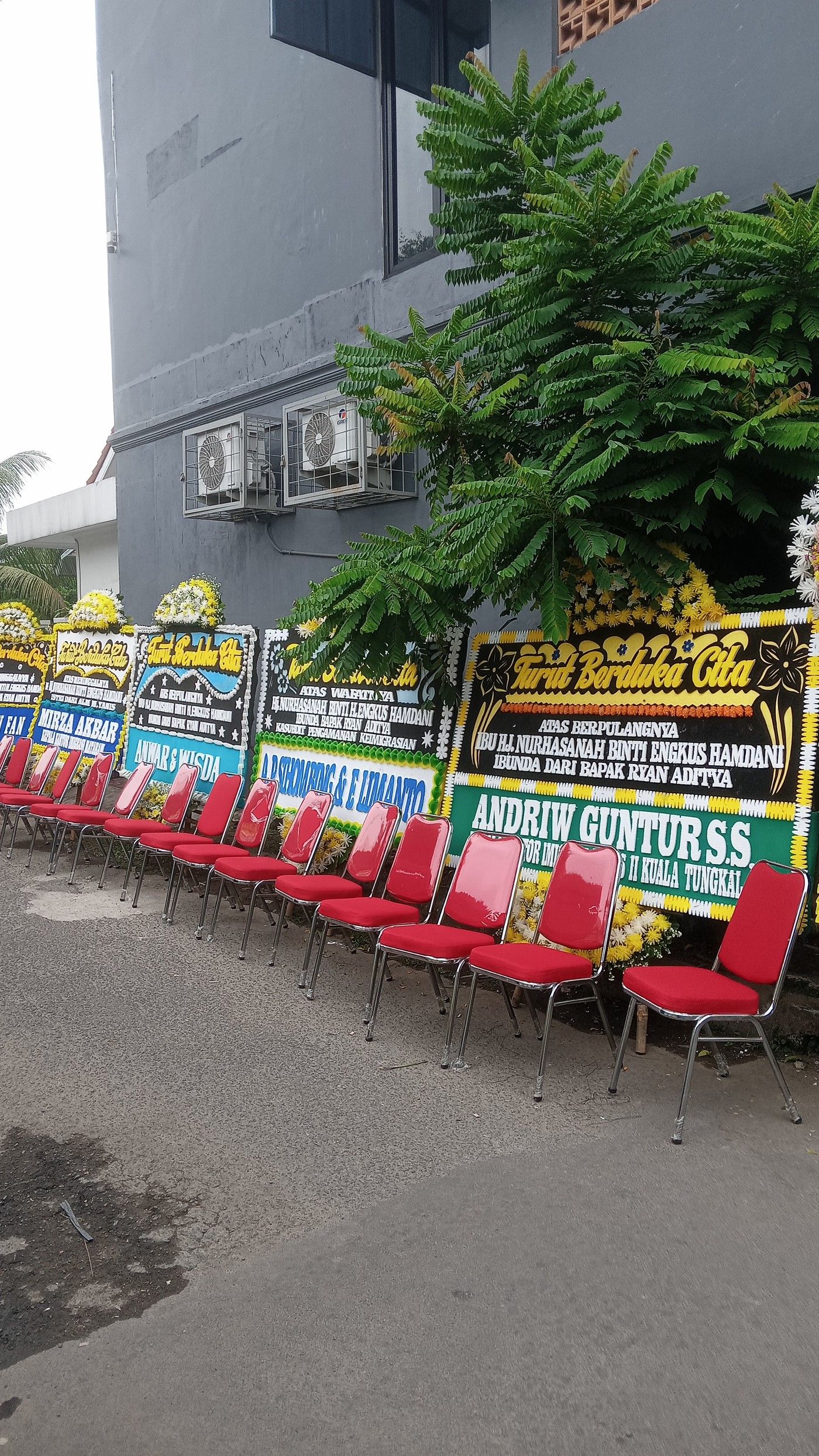 Sewa Kursi Cipondoh kota Tangerang Telepon 081298259626