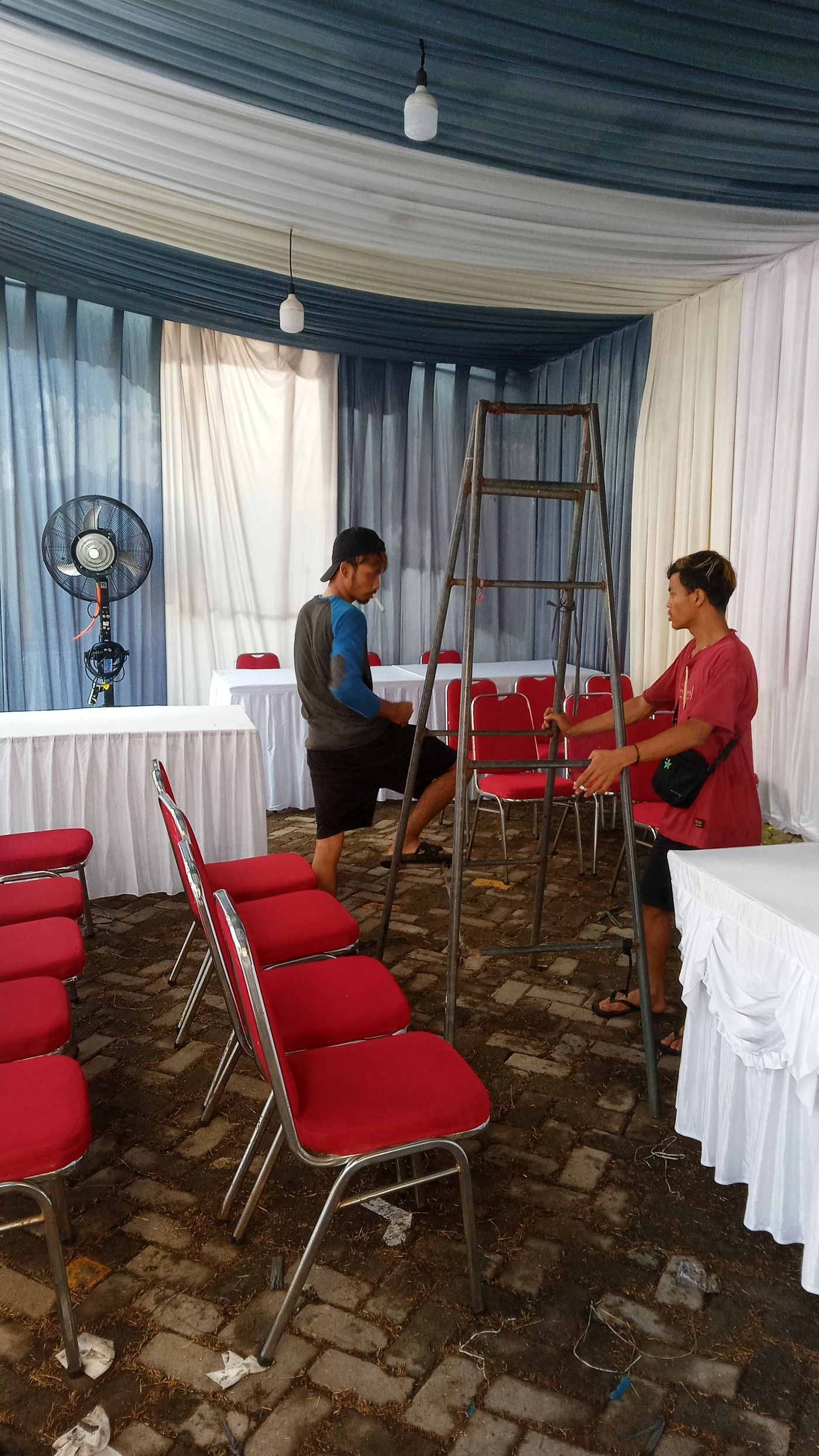 Sewa Tenda Pesta Srengseng kebon jeruk jakarta barat Call 081298259626_081283969978