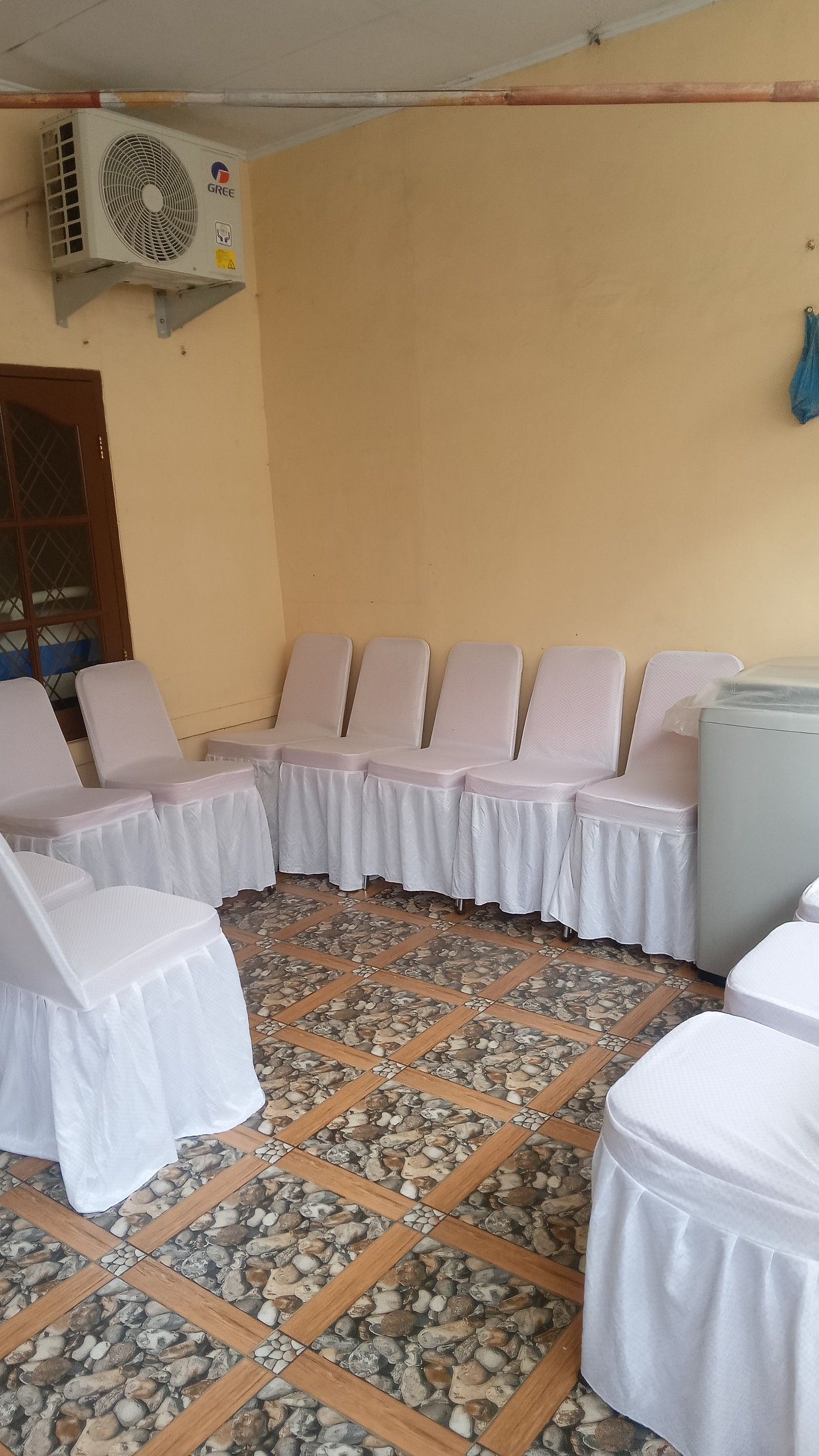Sewa Kursi Cipondoh Tangerang Telepon 081298259626