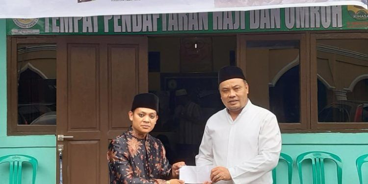 Pimpinan Tahfidz Al-Qur’an Fathiyyah Zahra Abdul Karim Cisaat Sukabumi, Peduli Gempa Cianjur