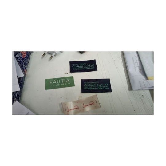 LABEL SATIN 5CM LABEL BAJU LABEL KAOS LABEL CELANA LABEL HIJAB LABEL SEJADAH LABEL SAJADAH