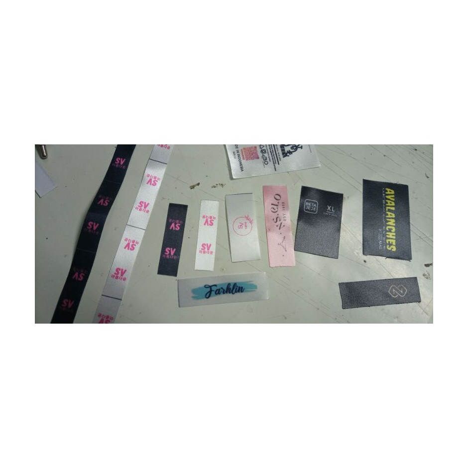 LABEL SATIN 5CM LABEL BAJU LABEL KAOS LABEL CELANA LABEL HIJAB LABEL SEJADAH LABEL SAJADAH