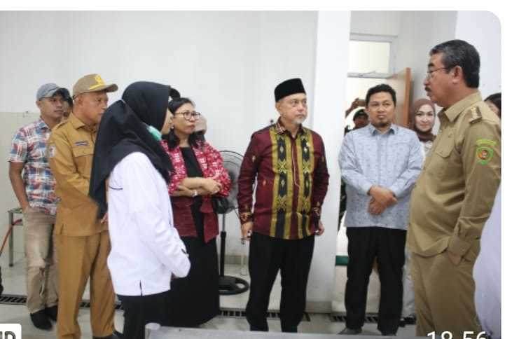 Pastikan Distribusi Gizi Lancar Gubernur-DPD RI Tinjau Dapur MBG