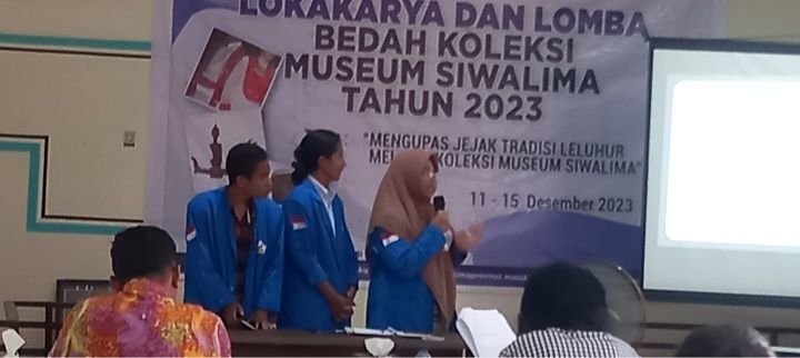 Juara I Lomba Bedah Koleksi Museum Siwalima 2023 Dari Universitas Pattimura Sekaligus Juara Umum