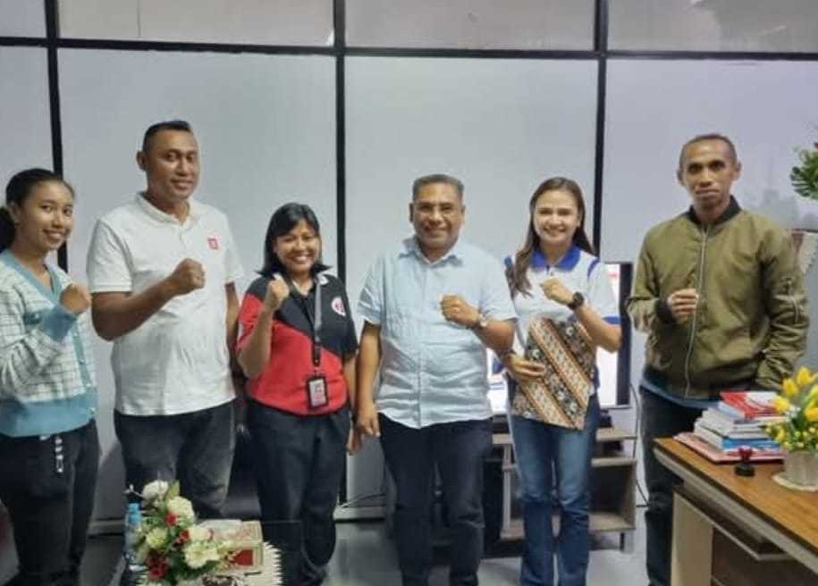 Lekransy Lepas Mahasiswa KKN Unpatti Dua Bulan Di Dinas Koninfo