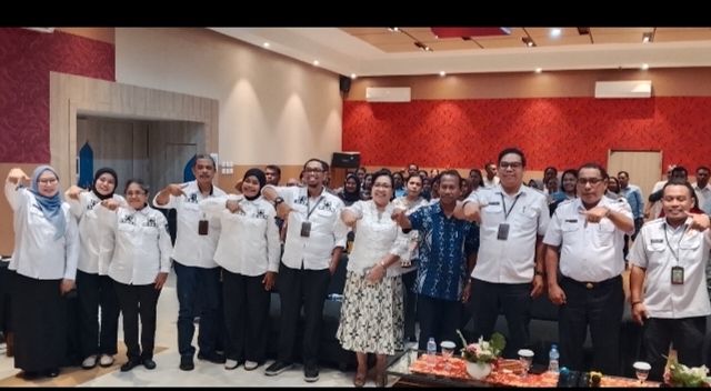 Kadisbud : Bimtek PKN Guru Dituntut Ciptakan Murid Bermoral & Berkarakter Demi Masaa Depan Generasi Maluku