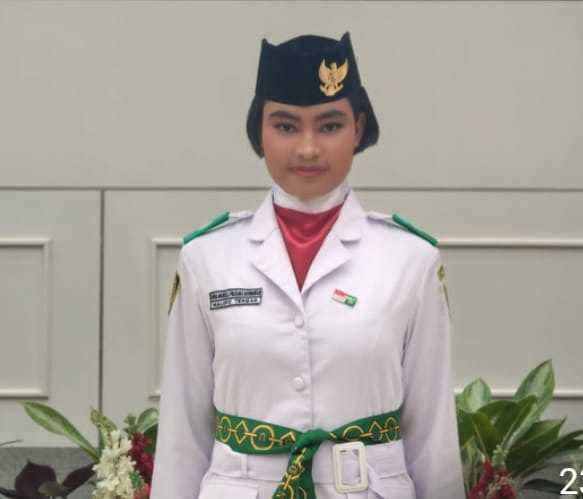 Putri Dari Kecamatan TNS  Jadi Komandan Upacara Saat Pengukuhan Paskibraka Oleh Gubernur