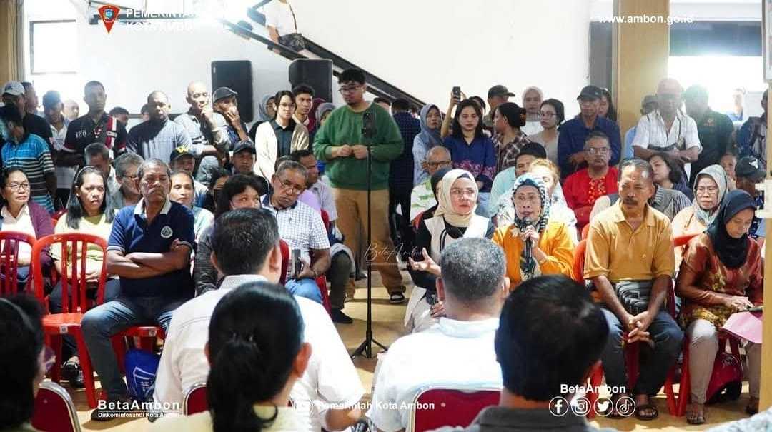 WATTIMENA : LURAH, KADES DAN RAJA TIDAK HANYA BERPERAN ADMINISTRATIF