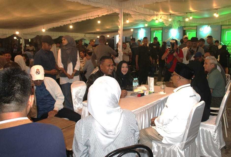 DI ACARA SALAM FEST x MOLUCCAS DIGIFEST 2025 WAGUB & ISTRI NIKMATI MAKAN MALAM