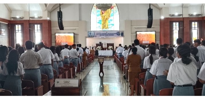 Wemay : Keluarga Besar SMA N 1 Ambon Syukur Paskah,  Jalin Persaudaraan Bangun Mutu Pendidikan