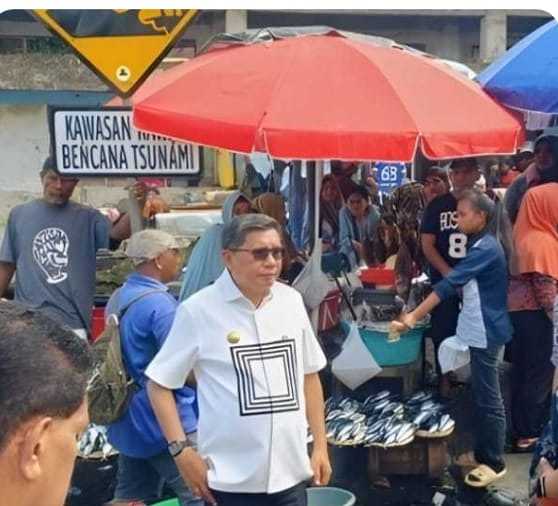 Pemkot & Pemprov  Tertibkan Parkir Liar, Kompak Bebaskan Badan Jalan Pasar Mardika