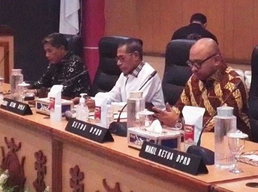 Mailo Pimpin Rapat Paripurna  Laporan Pertanggungjawaban APBD Pemkot Tahun 2024