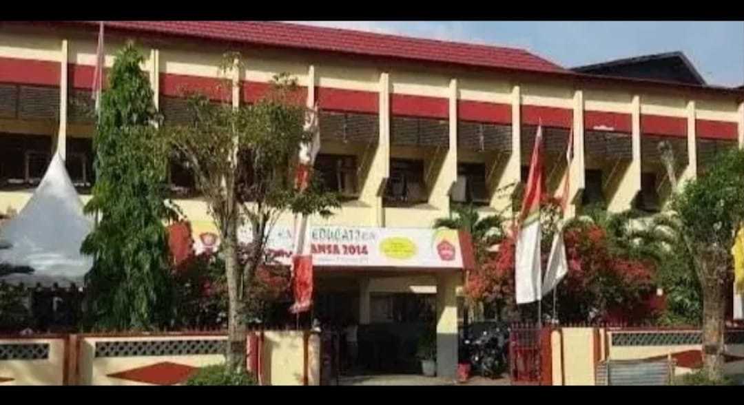 Kepsek SMA N 1 : Siswa SMA N 1 Luar Biasa Laksanakan Ujian Praktek