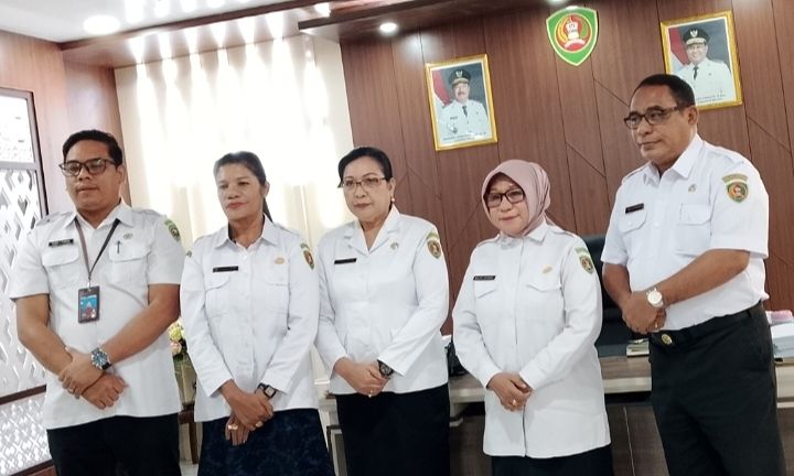 Laturiuw : Siap Bekerja Profesional, Siapkan Guru-Murid SMA N 1 Ambon Bermutu & Berkwalitas